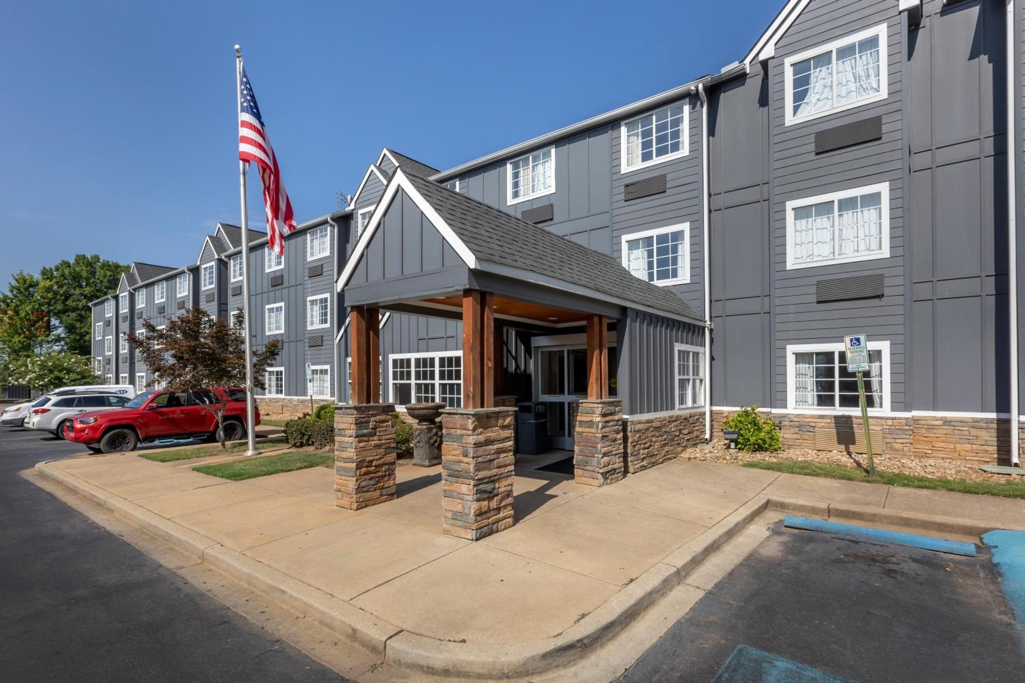 Econo Lodge Inn & Suites Greenville Exterior foto